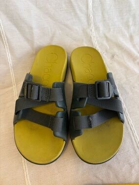 Chaco‎ Kids Olive Green Footbed with Dark Gray Straps Slide Sandals